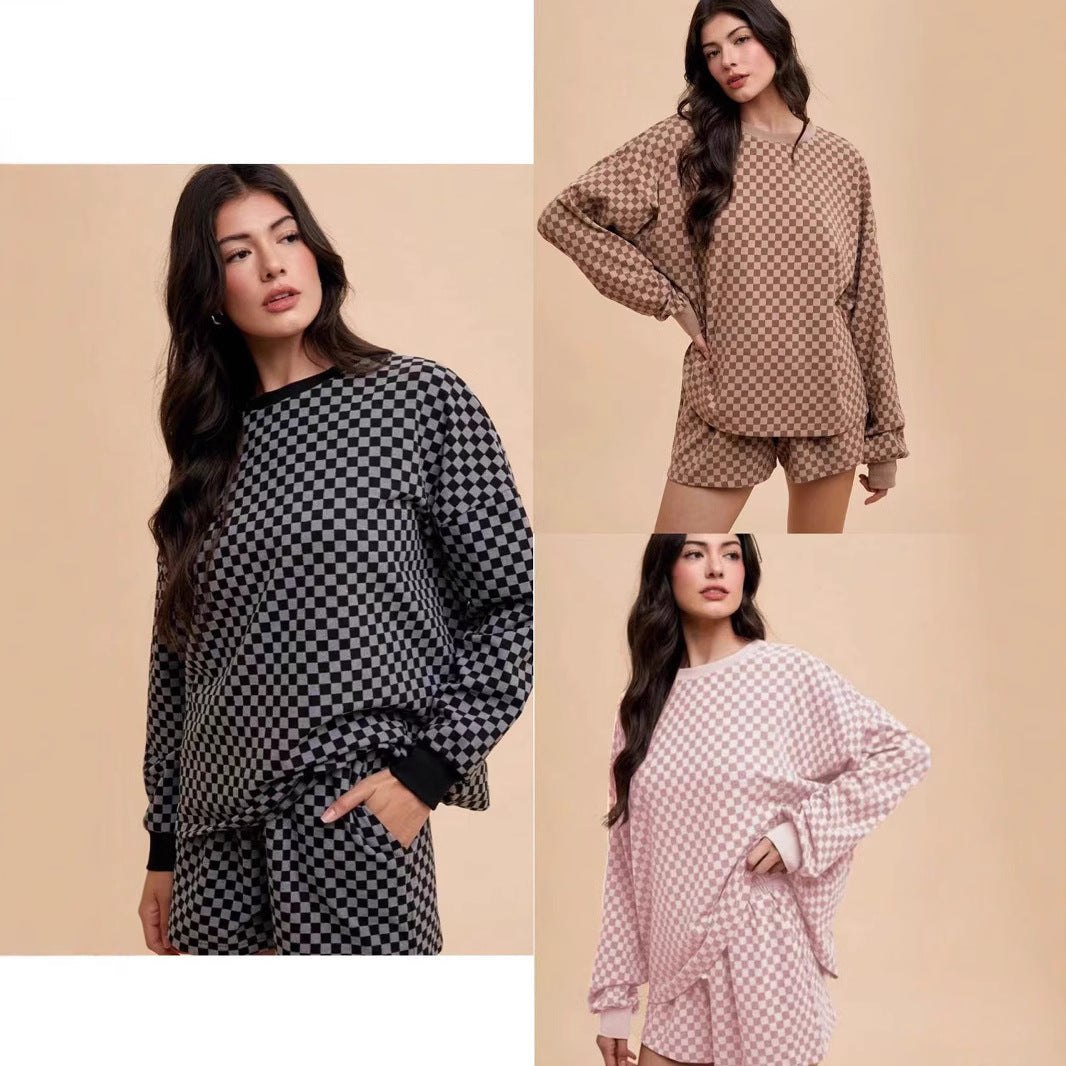 Simple Pattern Round Neck Top Drawstring Shorts Suit