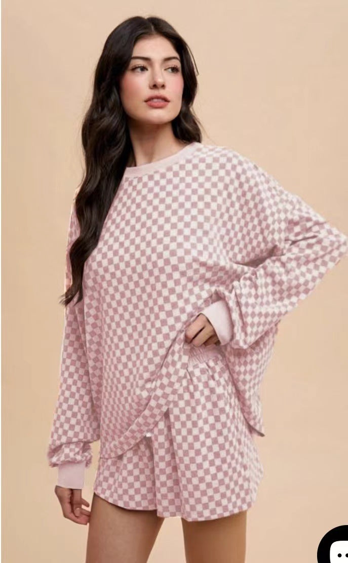 Simple Pattern Round Neck Top Drawstring Shorts Suit